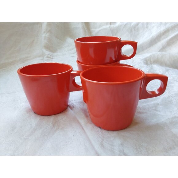 Set of red melamine coffee mugs Beaufort Canada 8 Oz camping picnics outdoors - Picture 1 of 8